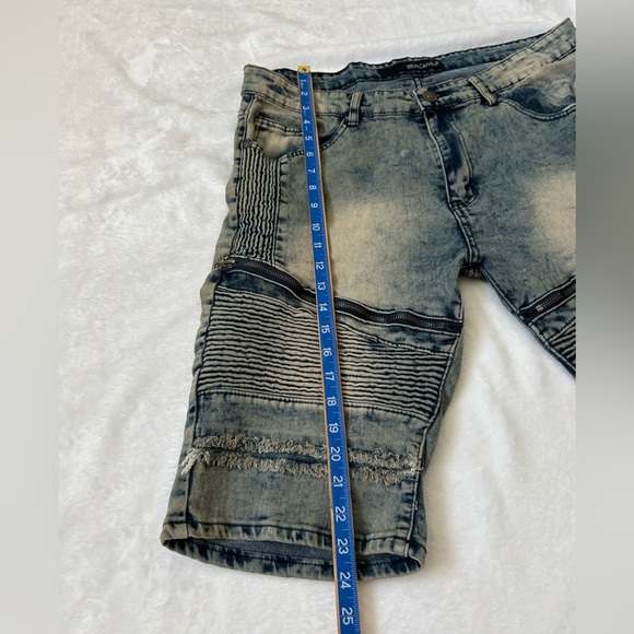 Rocawear Jean Shorts - Picture 4 of 9